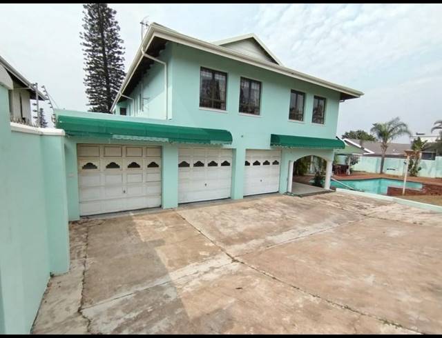 6 BEDROOM HOUSE FOR SALE IN HERRWOOD PARK